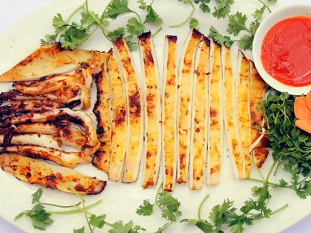 Mực Một Nắng Ninh Thuận – Hương Vị Của Biển Trên Từng Miếng Mực