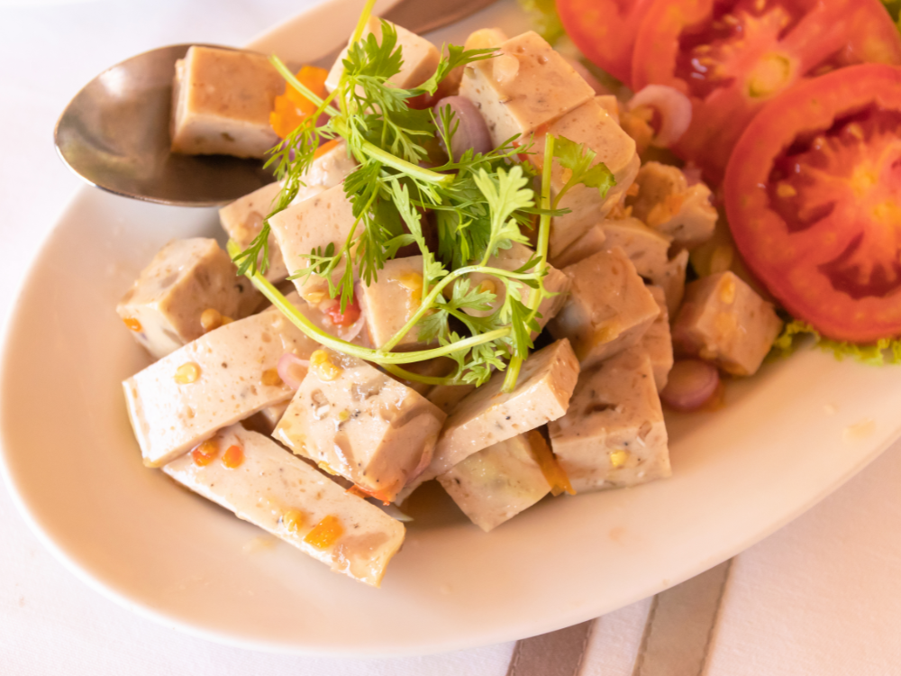 So sánh chả lụa