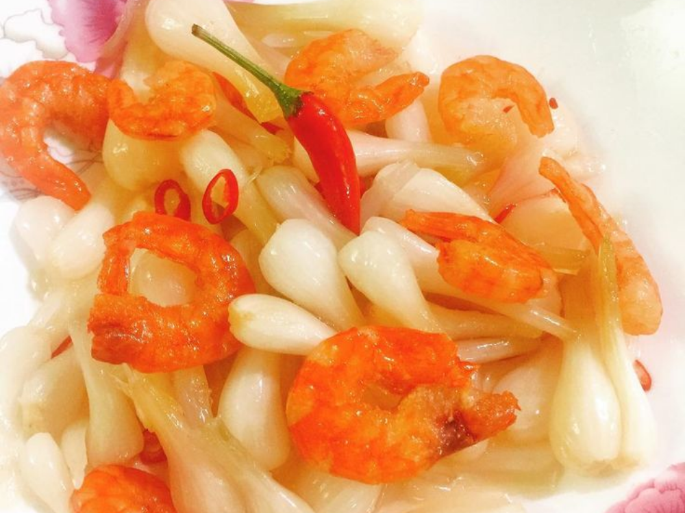 củ kiệu trộn tôm khô