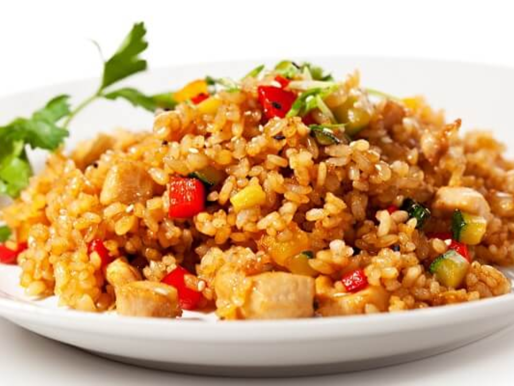 Cơm chiên lạp xưởng 