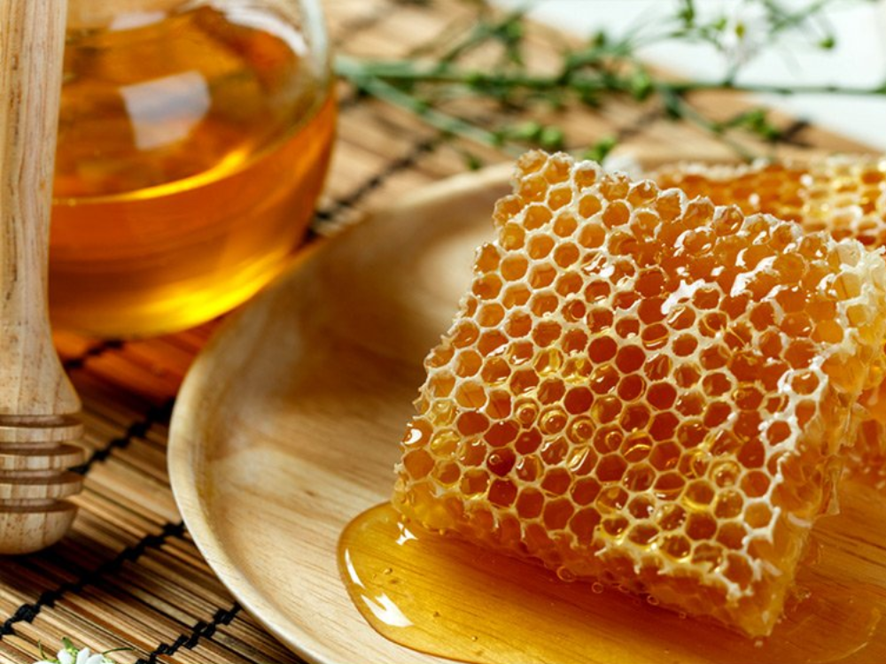 Mật Ong Và Những Lợi Ích Cho Làn Da Khỏe Mạnh