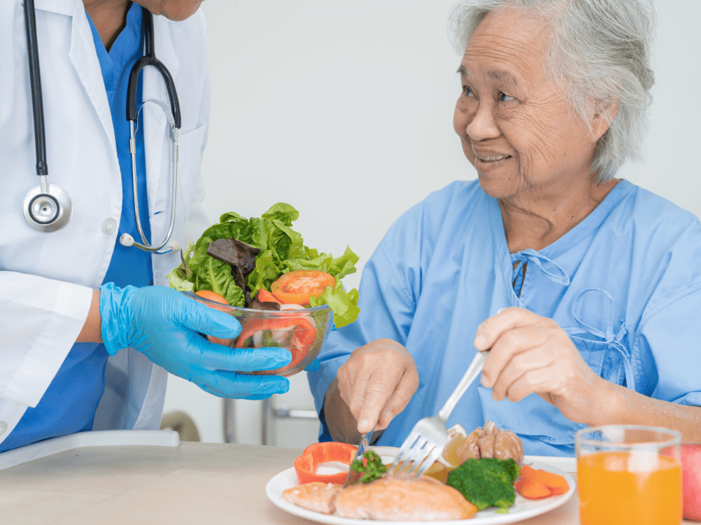 Lưu Ý Khi Sử Dụng Lạp Xưởng Cho Trẻ Em Và Người Lớn Tuổi
