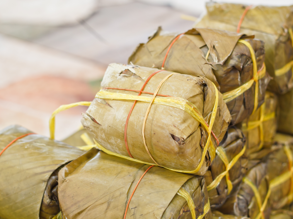 Vì Sao Chả Lụa Luôn Hiện Diện Trên Mâm Cỗ Truyền Thống Việt?