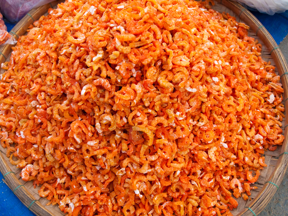 So Sánh Hương Vị Tôm Khô Ba Miền