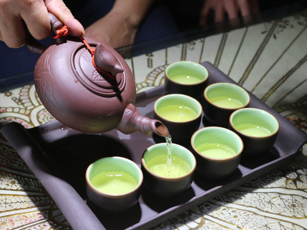 Những đối tượng không nên uống trà thường xuyên