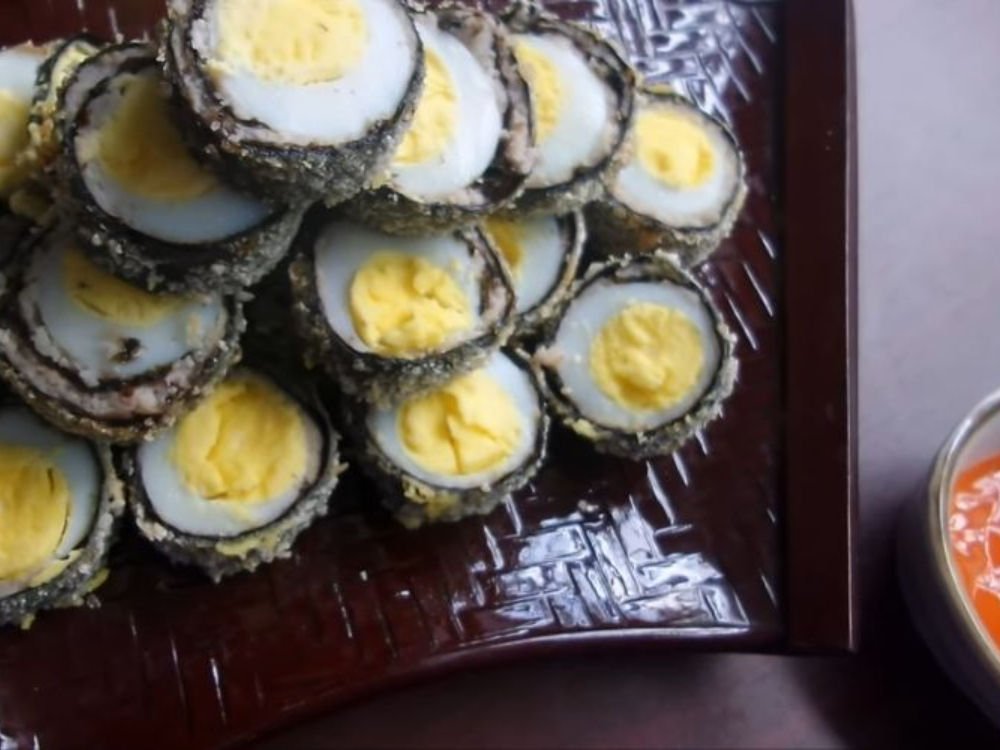 rong biển cuộn trứng 