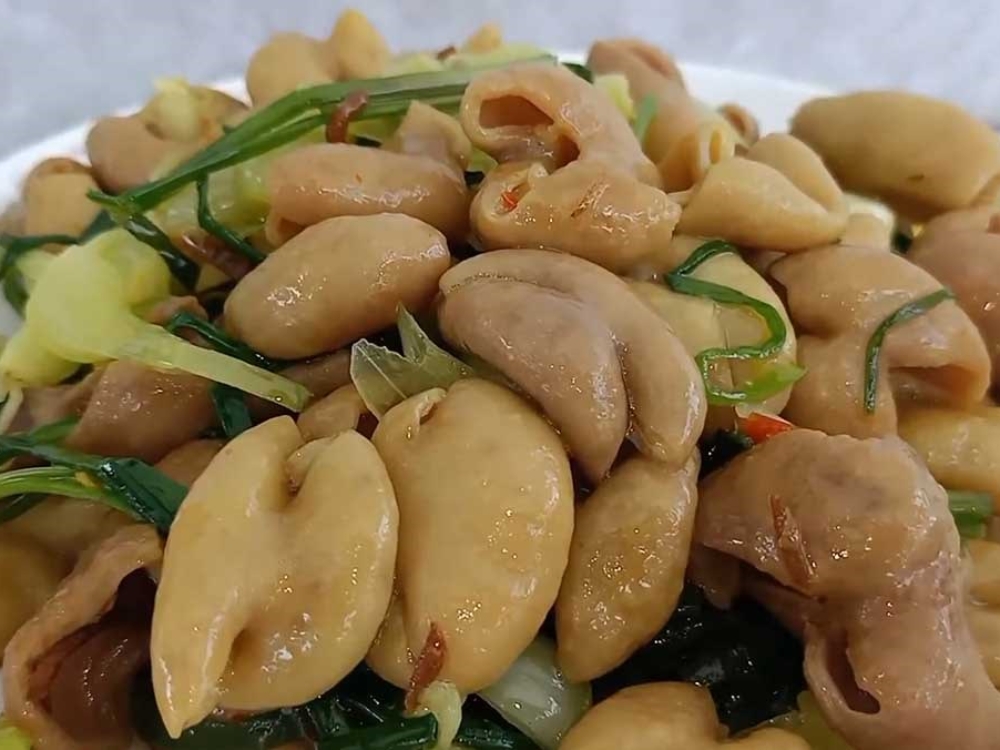 Củ kiệu xào lòng heo