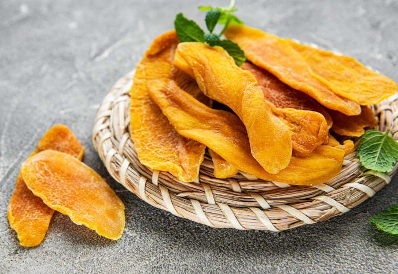 Trái Cây Sấy – Giải Pháp Tiện Lợi Bổ Sung Vitamin Cho Người Bận Rộn