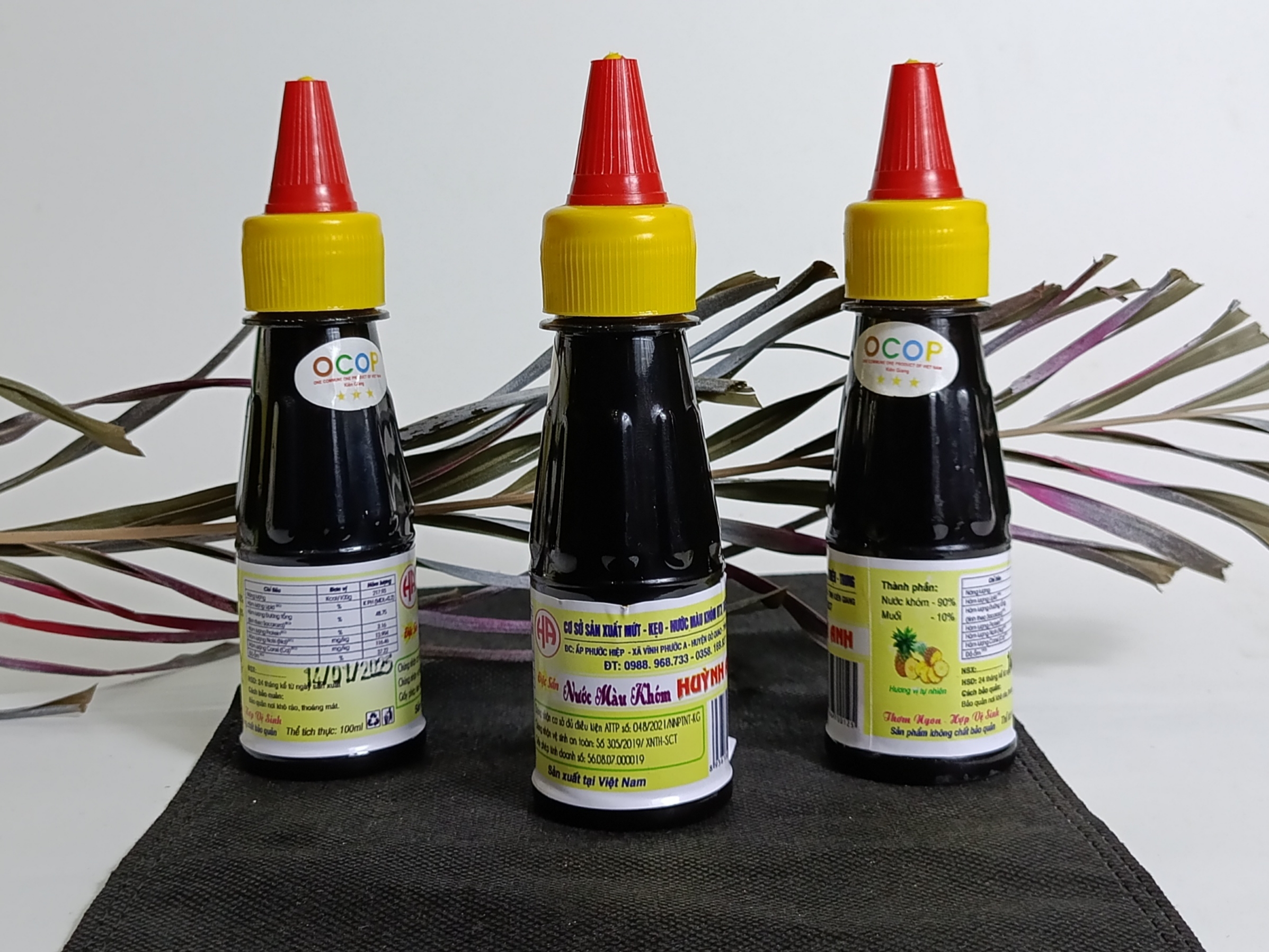 Nước màu khóm Huỳnh Anh