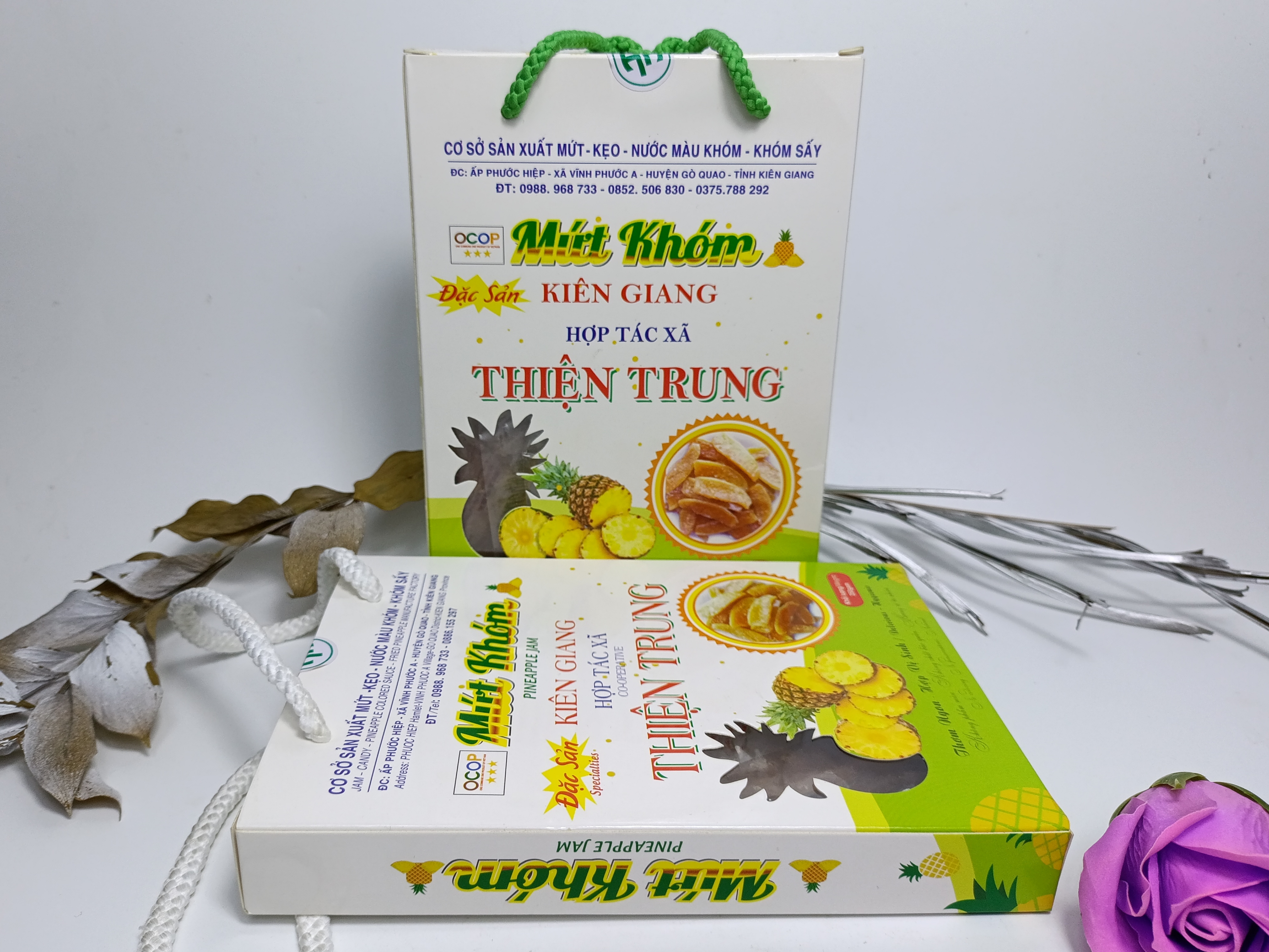 Mút khóm Thiện Trung