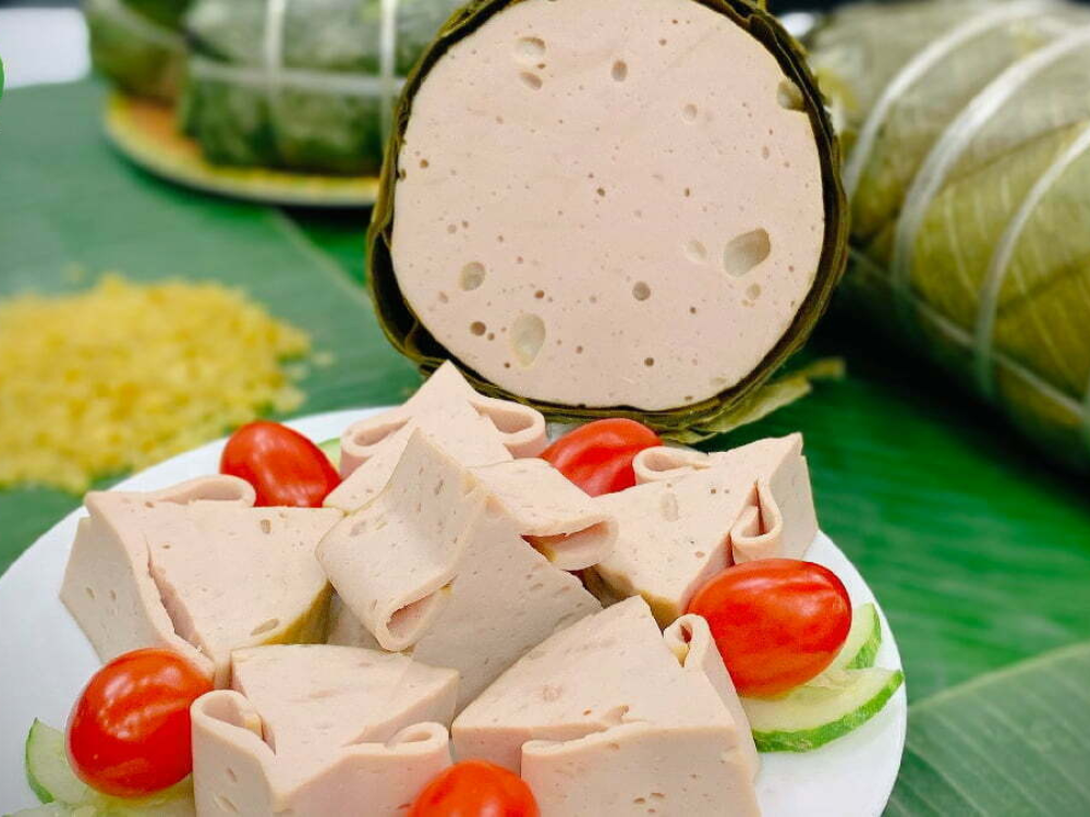 Chả lụa là gì?