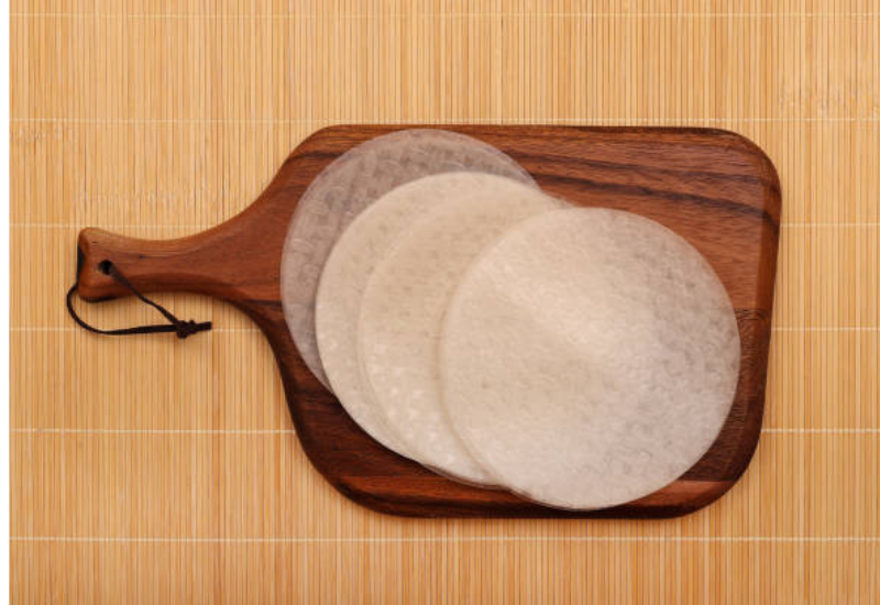 Bánh tráng làm từ gì?